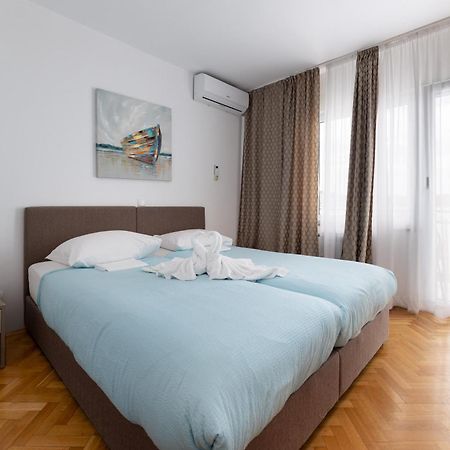Villa Okruk-10 Meters Away From The Beach Okrug Gornji Exterior foto