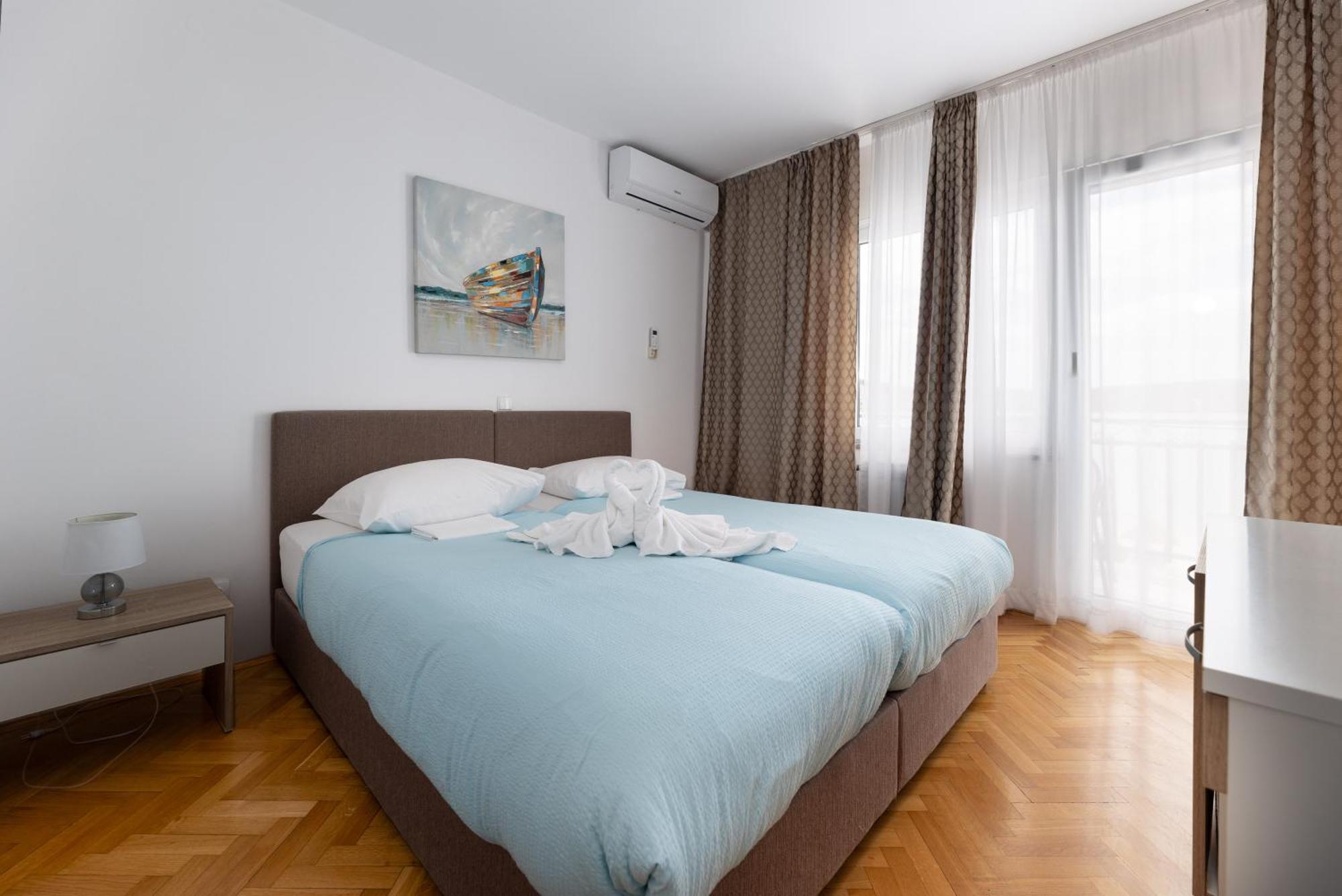 Villa Okruk-10 Meters Away From The Beach Okrug Gornji Exterior foto