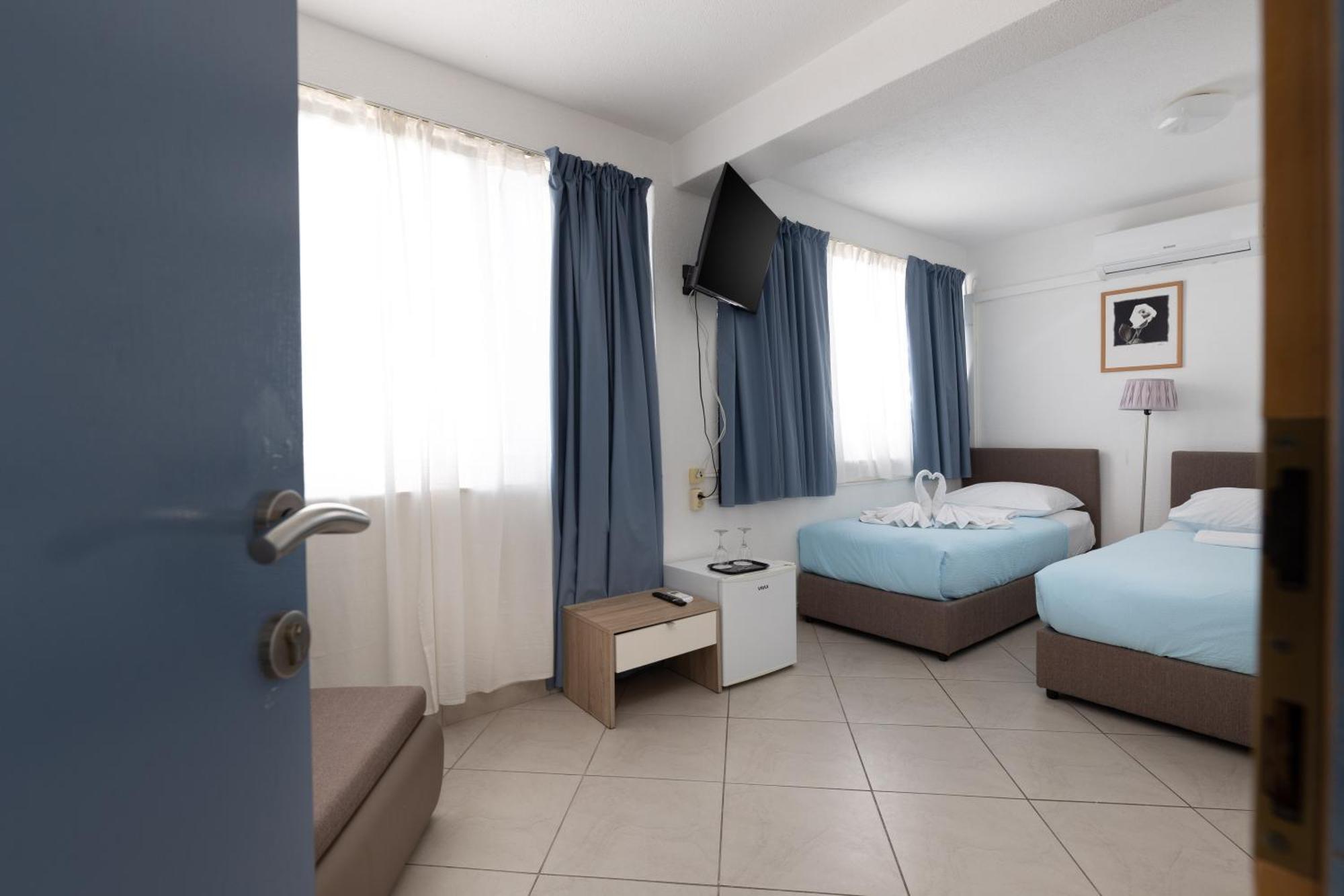 Villa Okruk-10 Meters Away From The Beach Okrug Gornji Exterior foto