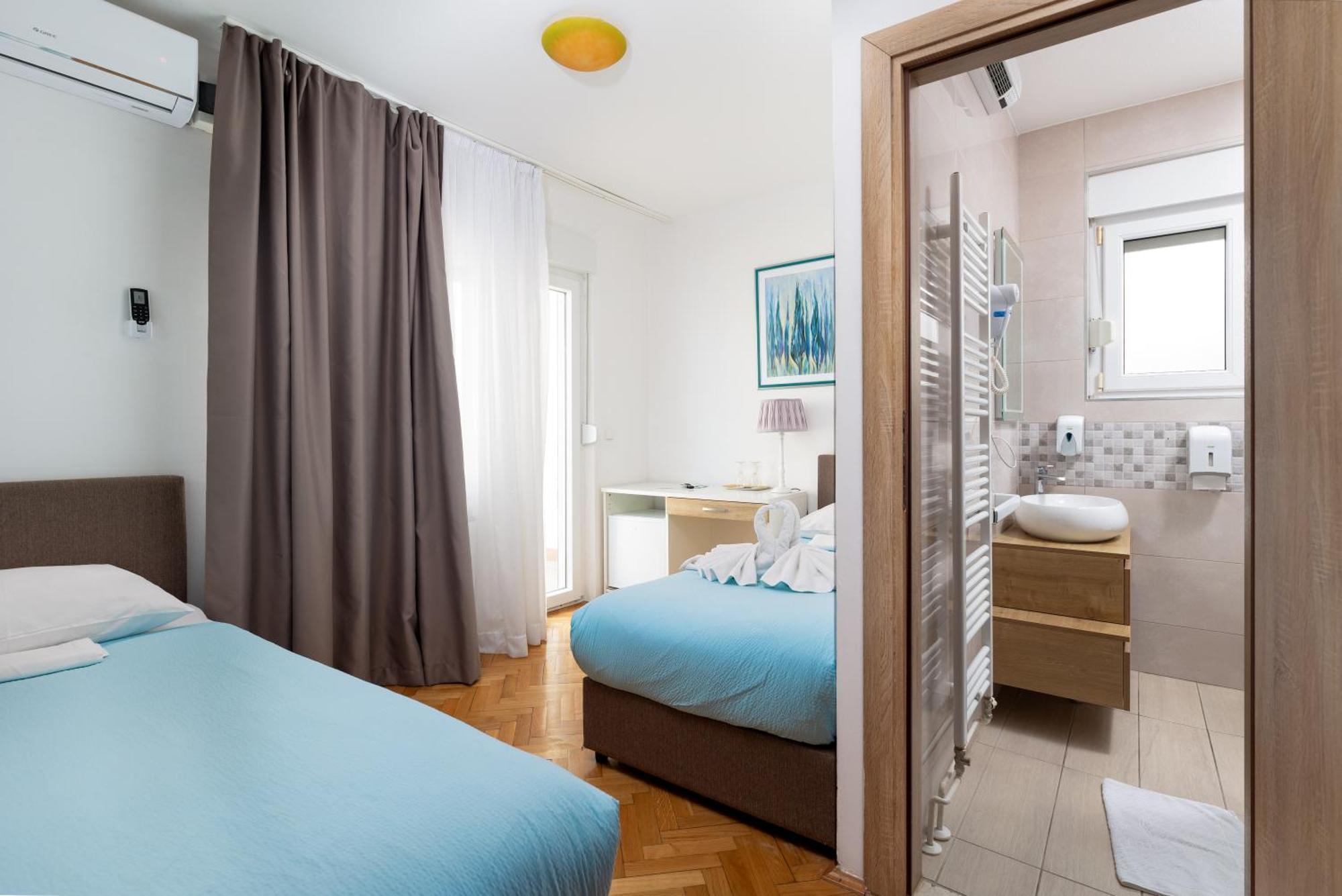 Villa Okruk-10 Meters Away From The Beach Okrug Gornji Exterior foto