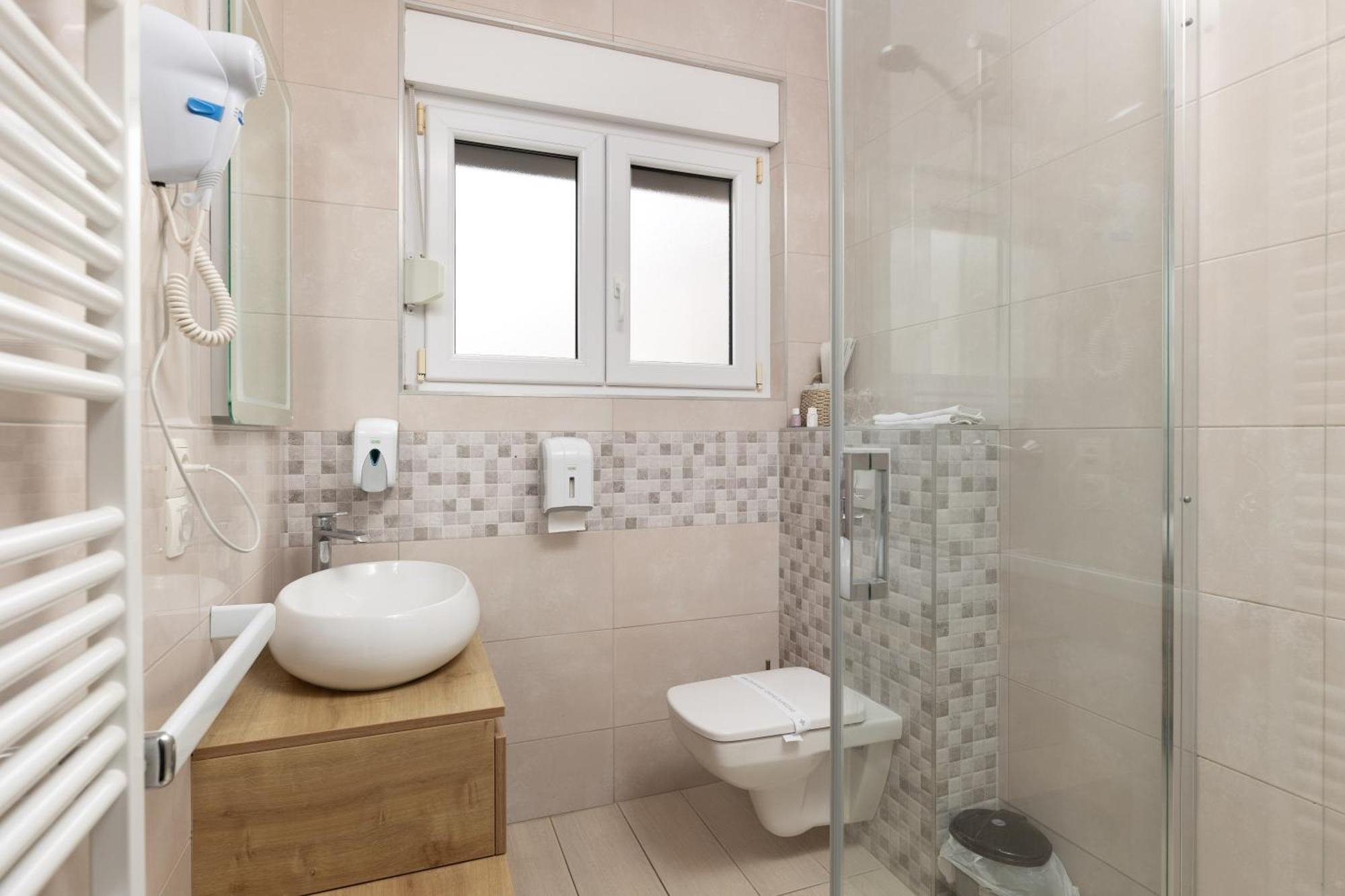 Villa Okruk-10 Meters Away From The Beach Okrug Gornji Exterior foto