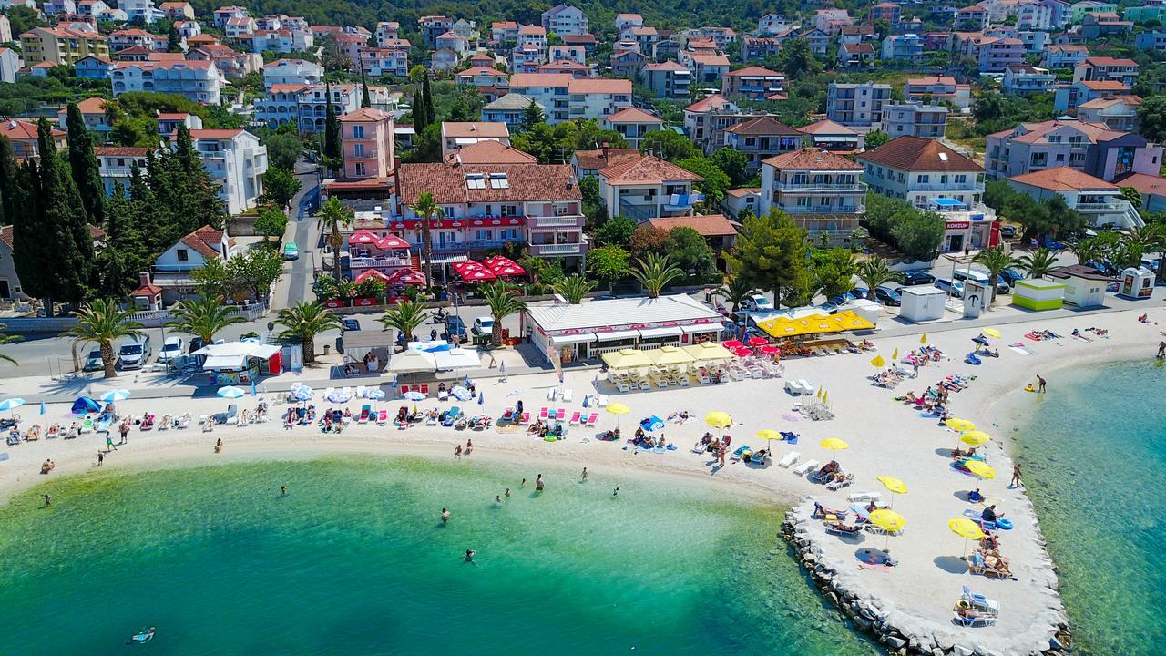 Villa Okruk-10 Meters Away From The Beach Okrug Gornji Exterior foto